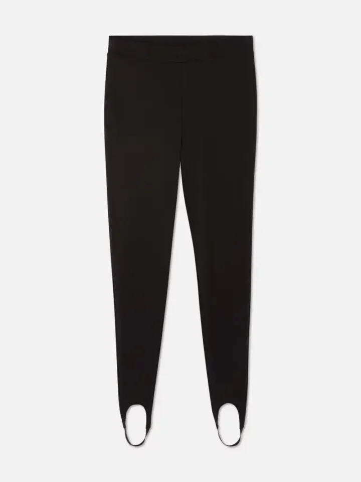 As leggings preferidas da realeza são da Dolce & Gabbana e custam quase 800 euros: mas por 12 euros pode ter umas iguais, basta passar na Primark